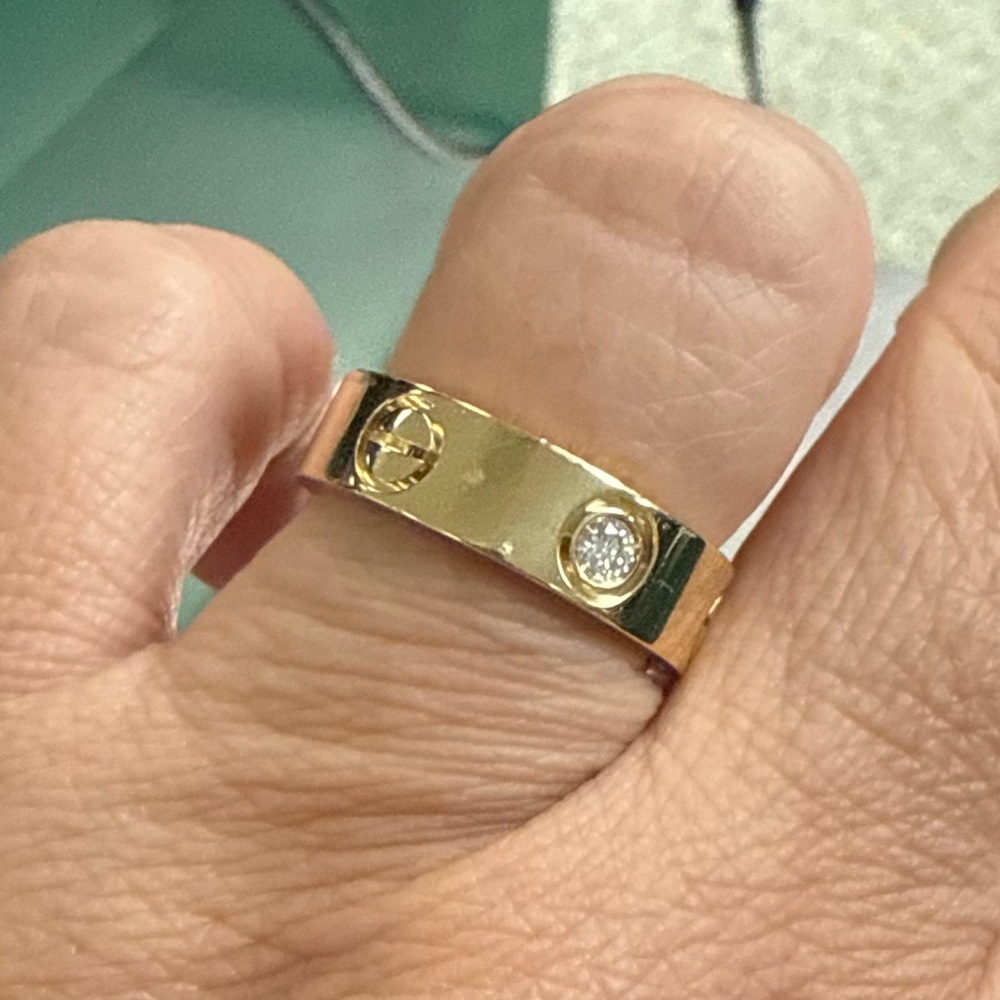 Cartier 5.5 yellow gold with 3 diamonds